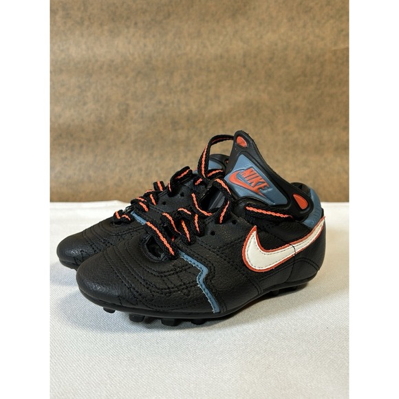 Vintage 90s Nike Rio FG Soccer Cleats  Black Blue Leather, Little Kids Size 11.5 - Picture 1 of 8